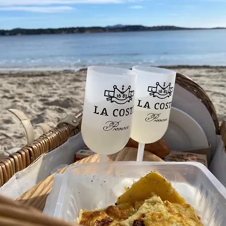 Le Cocon Secret - Very Quiet On Harbor And 5 Minutes Walk From Bandol